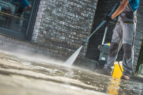 Best Pool Deck Cleaning  in Pensacola Station, FL